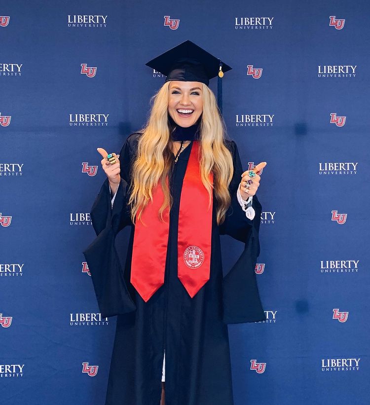 Erika Frantzve graduation from Liberty University
